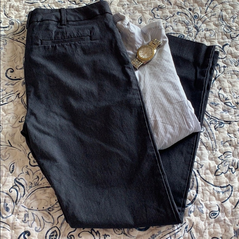 Van Heusen • Nagy Blue Cropped Pants NWOT